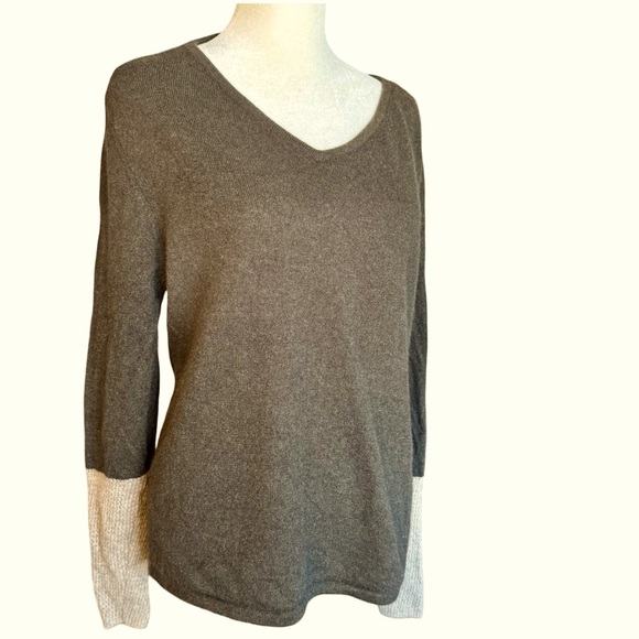 Knyt & Lynk Sweaters - Cashmere Chocolate Sweater Sz Sm
